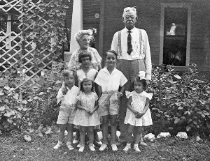 TD, Minnie and Grandchildren